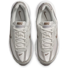 Lade das Bild in den Galerie-Viewer, NIKE WMNS INITIATOR PHANTOM/MINK BROWN-LIGHT BONE- Bild 5
