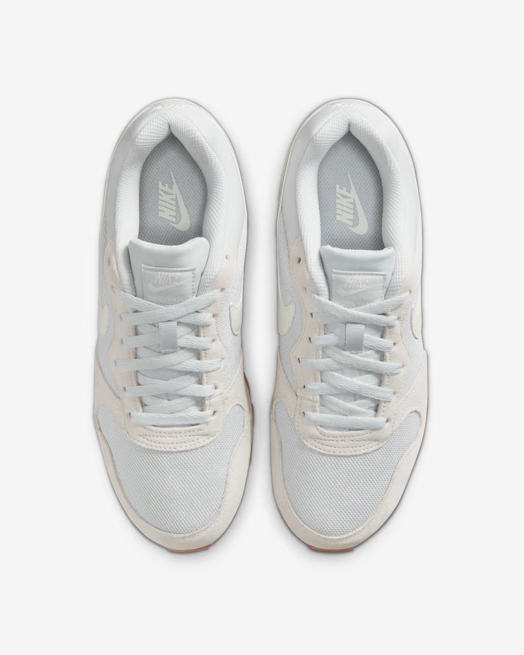 NIKE WMNS MD RUNNER PHOTON DUST/SAIL-WHITE-GUM MED Bild 5