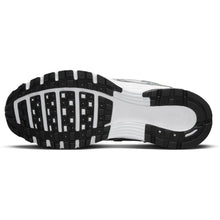 Load image into Gallery viewer, NIKE WMNS P-6000 WHITE/BLACK-METALLIC SILVER Bild 10
