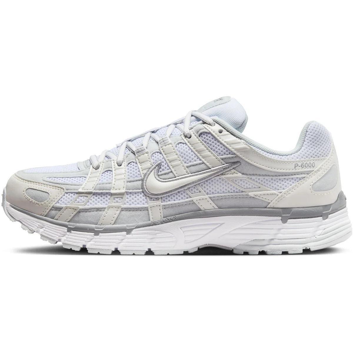 WMNS NIKE P-6000 MTLC SUMMIT WHT/WHITE-PURE PLATINUM MTLC SUMMIT WHT/WHITE-PURE PLA Bild 7