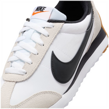 Lade das Bild in den Galerie-Viewer, NIKE WMNS PACIFIC WHITE/BLACK-PLATINUM TINT-SAFE Bild 3
