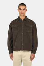 Lade das Bild in den Galerie-Viewer, PEGADOR BILASPUR WIDE CORD SHIRT WALNUT BROWN WALNUT BROWN Bild 5
