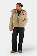 Load image into Gallery viewer, PEGADOR BLANCA CORDUROY PUFFER JACKET SAND SAND Bild 2
