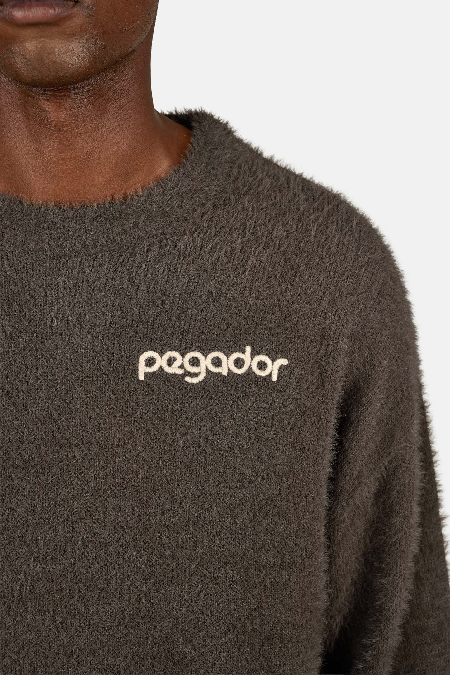 PEGADOR DALIAN FURRY KNIT SWEATER WALNUT BROWN WALNUT BROWN Bild 5
