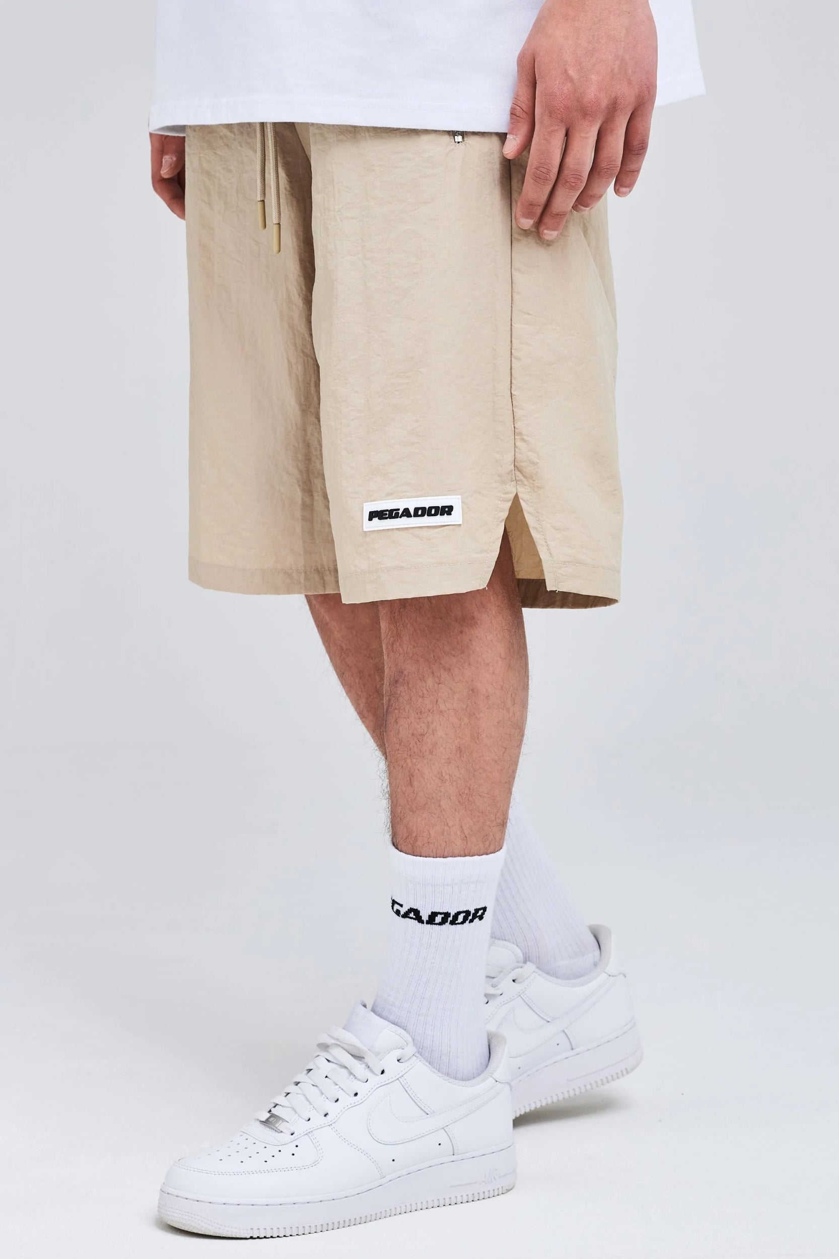 PEGADOR SALERNO NYLON SHORTS BEIGE Bild 1