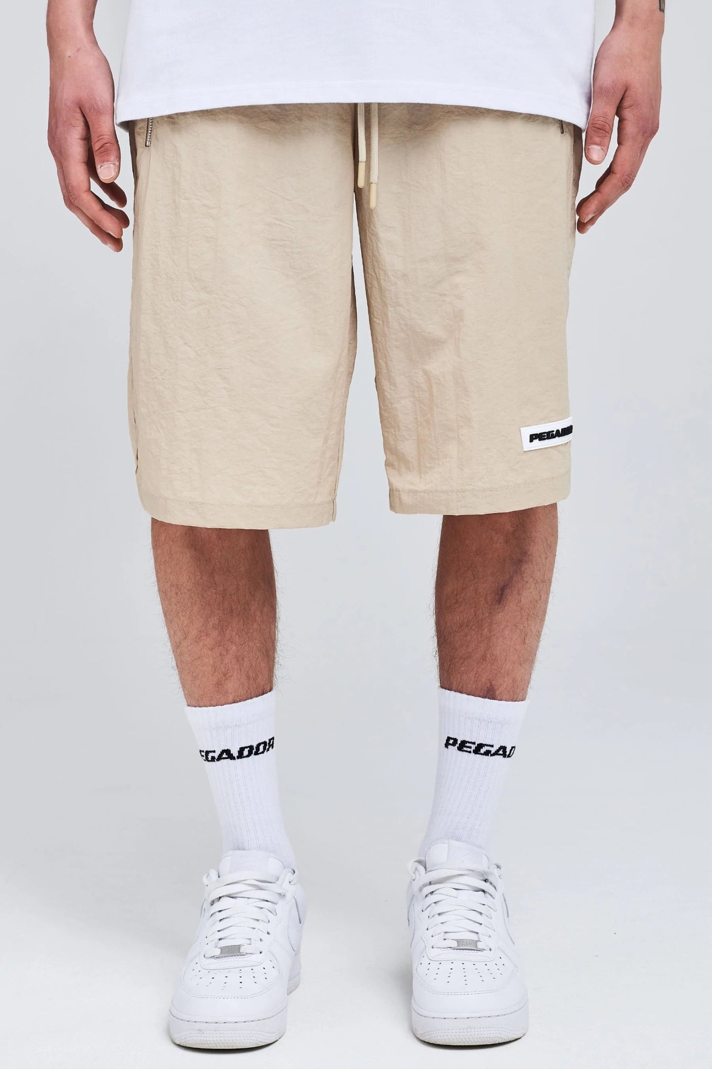 PEGADOR SALERNO NYLON SHORTS BEIGE Bild 3