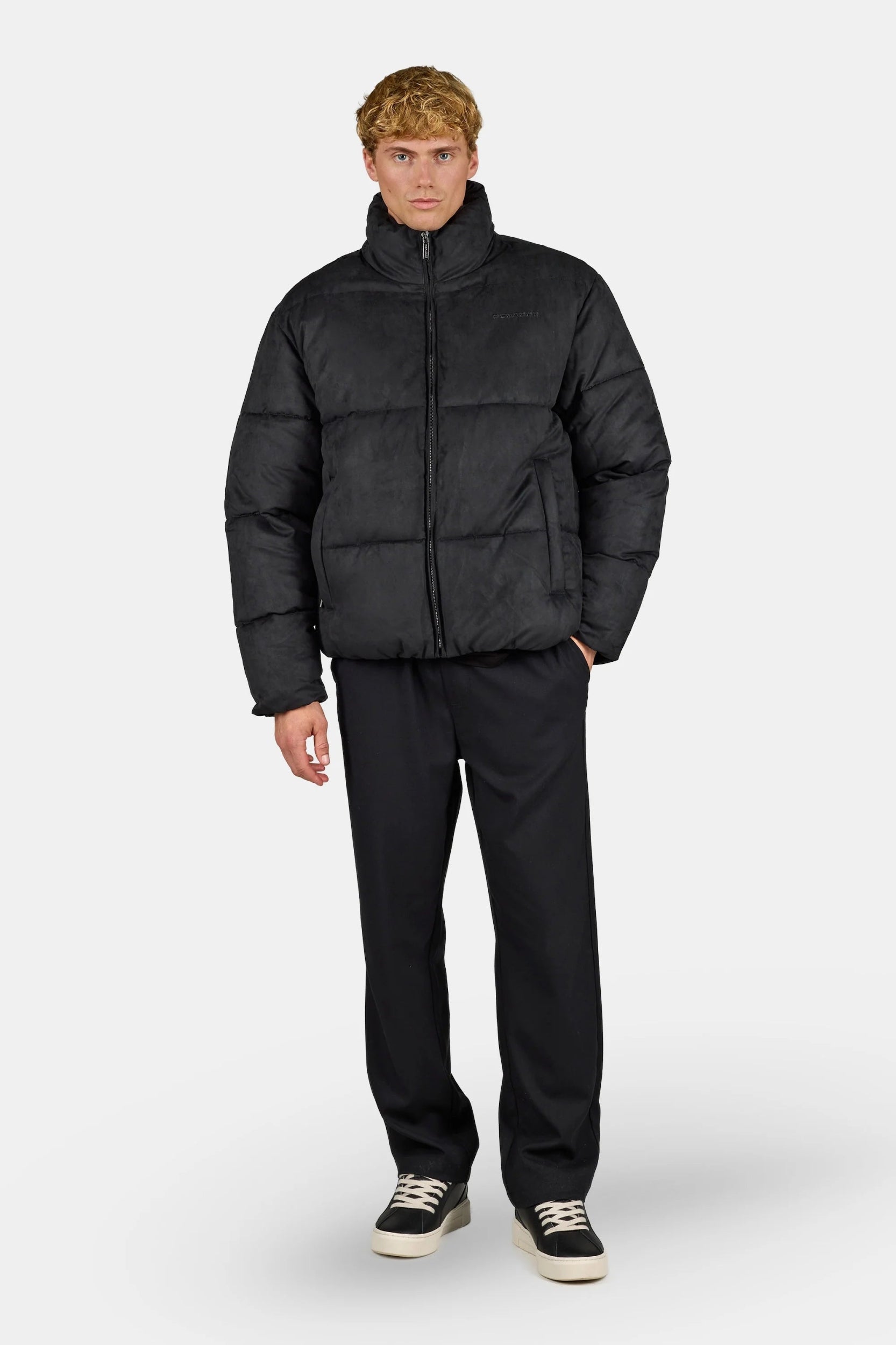 PEGADOR SIDAN VELOUR PUFFER JACKET BLACK BLACK Bild 3