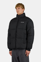 Lade das Bild in den Galerie-Viewer, PEGADOR SOLIN PUFFER JACKET BLACK BLACK Bild 5
