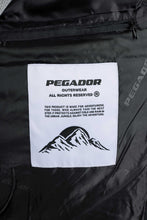 Lade das Bild in den Galerie-Viewer, PEGADOR SOLIN PUFFER JACKET BLACK BLACK Bild 8
