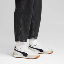 Lade das Bild in den Galerie-Viewer, PUMA EASY RIDER MIX PUMA WHITE-PUMA BLACK Bild 6
