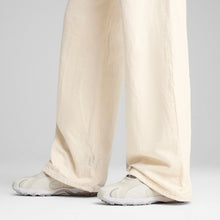 Lade das Bild in den Galerie-Viewer, PUMA INHALE ESSENTIALS VAPOR GRAY-WARM WHITE Bild 3
