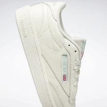 Lade das Bild in den Galerie-Viewer, REEBOK CLUB C 85
