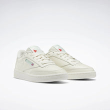 Lade das Bild in den Galerie-Viewer, REEBOK CLUB C 85
