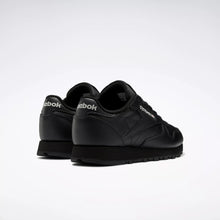 Lade das Bild in den Galerie-Viewer, REEBOK CLASSIC LEATHER CBLACK/CBLACK/PUGRY5 Bild 3
