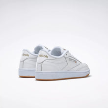 Lade das Bild in den Galerie-Viewer, REEBOK CLUB C 85 WHITE/LIGHT GREY/GUM Bild 3
