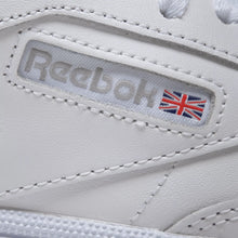 Lade das Bild in den Galerie-Viewer, REEBOK CLUB C 85 WHITE/LIGHT GREY/GUM Bild 6
