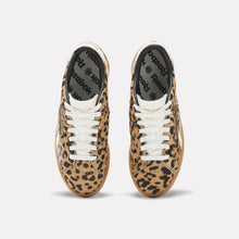 Lade das Bild in den Galerie-Viewer, REEBOK CLUB C GROUND LEO PONYHAIR CHEETAH/CHEETAH/CHALK Bild 6

