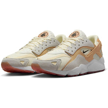 Lade das Bild in den Galerie-Viewer, NIKE AIR HUARACHE RUNNER
