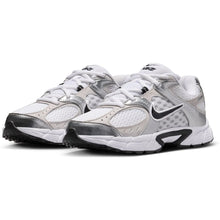 Lade das Bild in den Galerie-Viewer, NIKE V5 RNR GS
