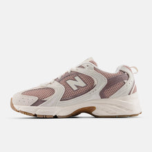 Lade das Bild in den Galerie-Viewer, NEW BALANCE 530
