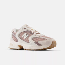 Lade das Bild in den Galerie-Viewer, NEW BALANCE 530
