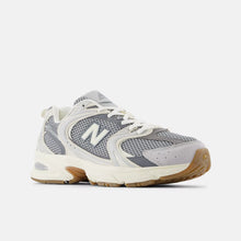 Load image into Gallery viewer, NEW BALANCE 530
