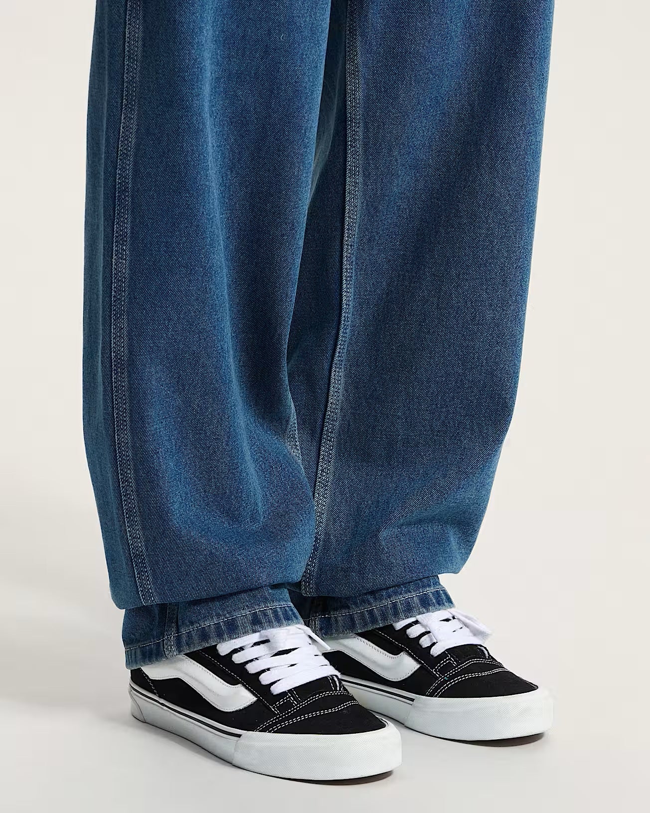 VANS KNU SKOOL BLACK/TRUE WHIT Bild 3